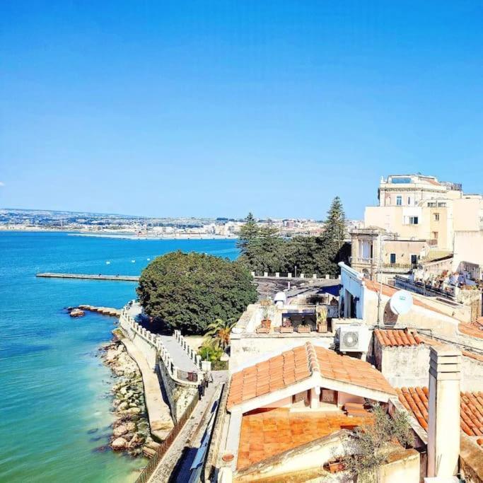 Terrazza Sul Mare Attico "Alfeo E Aretusa" Syracuse Exterior photo